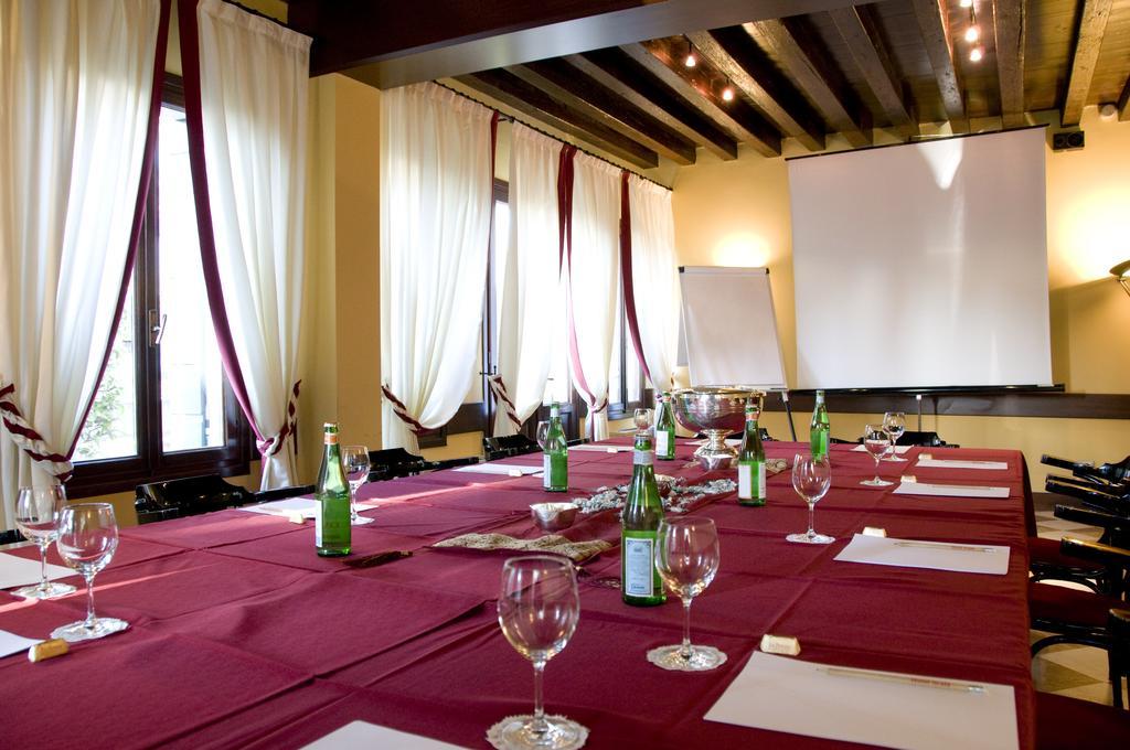 Hotel Scala Treviso Luaran gambar