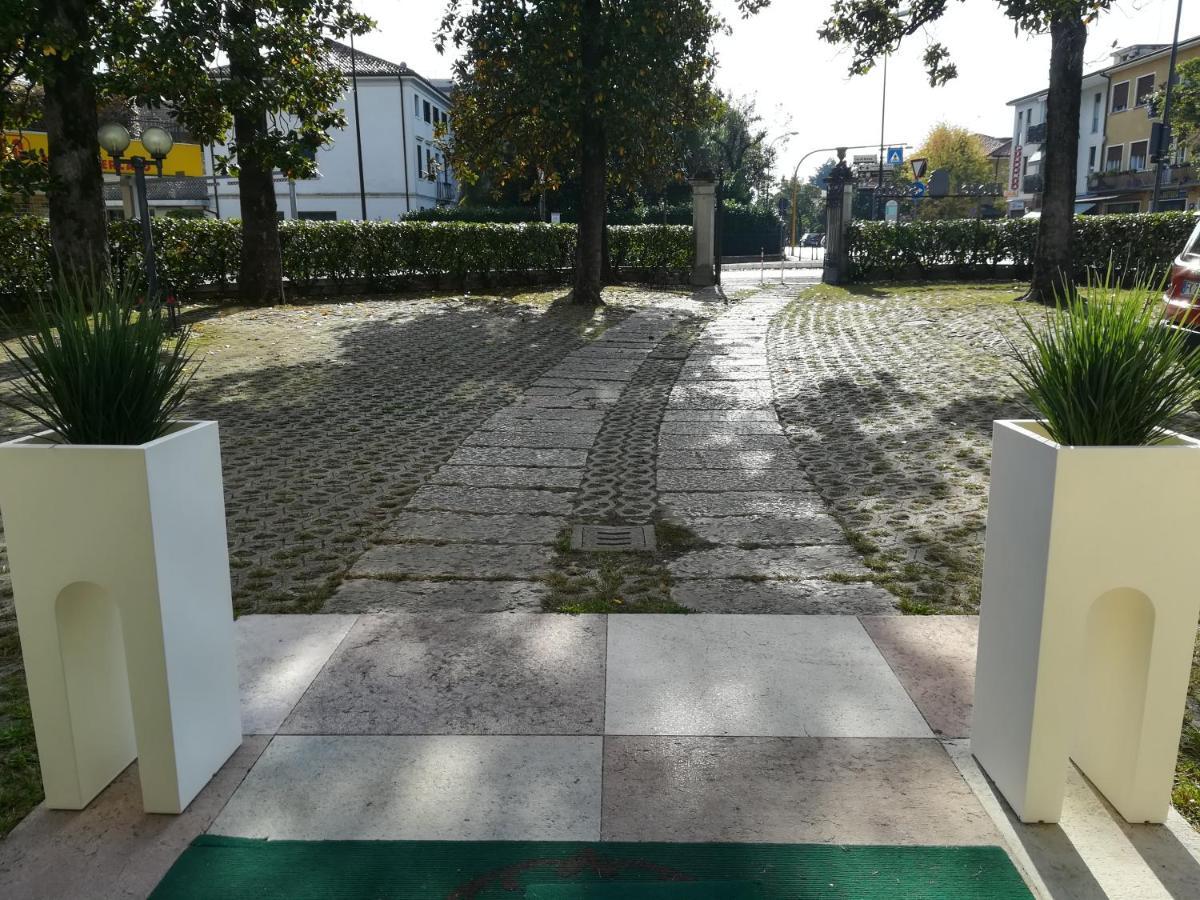 Hotel Scala Treviso Luaran gambar